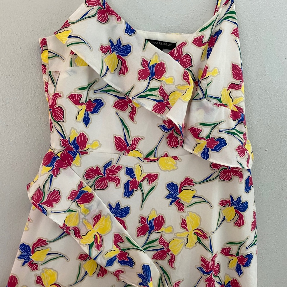 🍄 Banana Republic strap dress sleeveless ruffle
